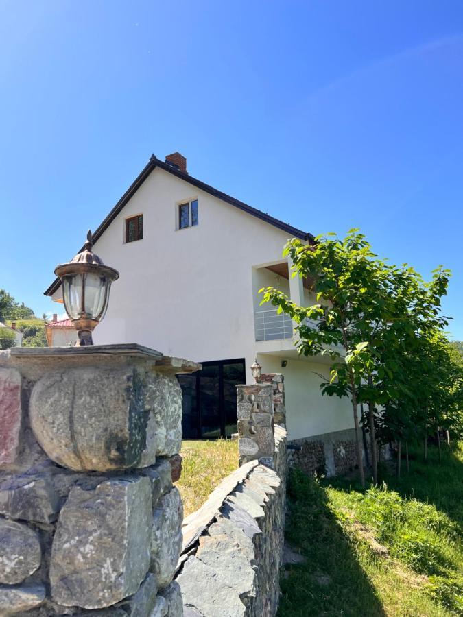 Guesthouse Kevin Kukes Kültér fotó